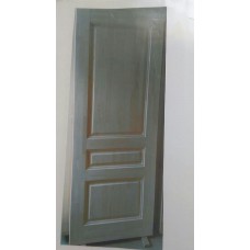 Дверь деревянная из массива сосны трехфилёнчатая 